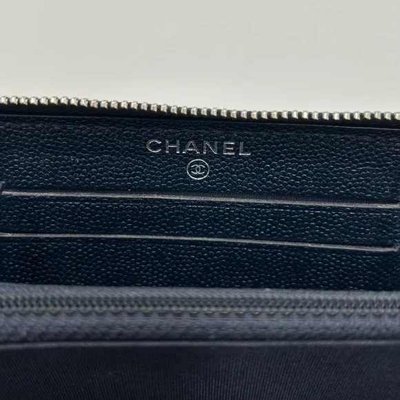 (SOLD) Chanel Medium Blue Leather Zip Wallet (2760****) - Picture 7 of 14